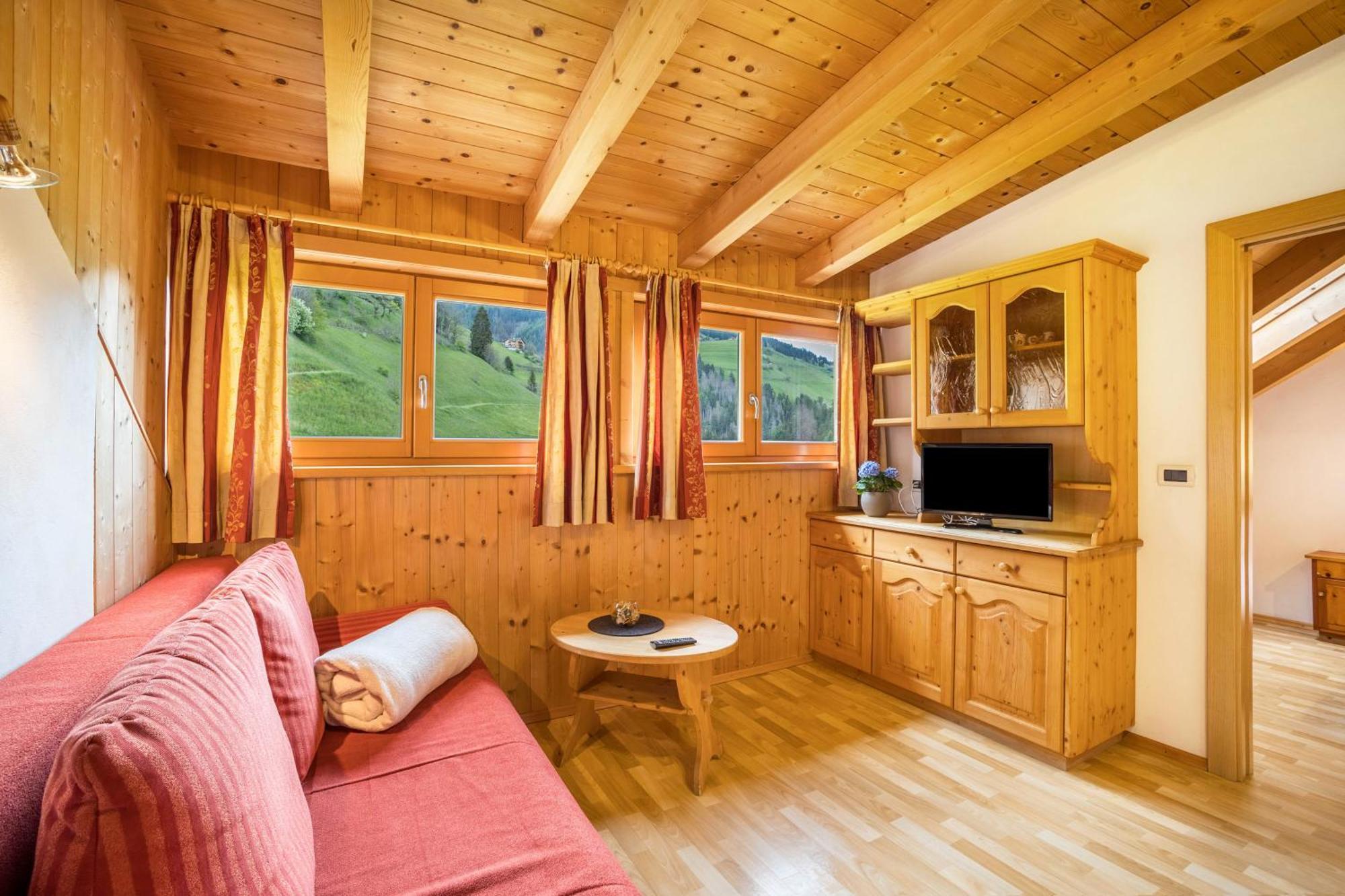 Bolser App Plan De Corones San Vigilio Di Marebbe Room photo
