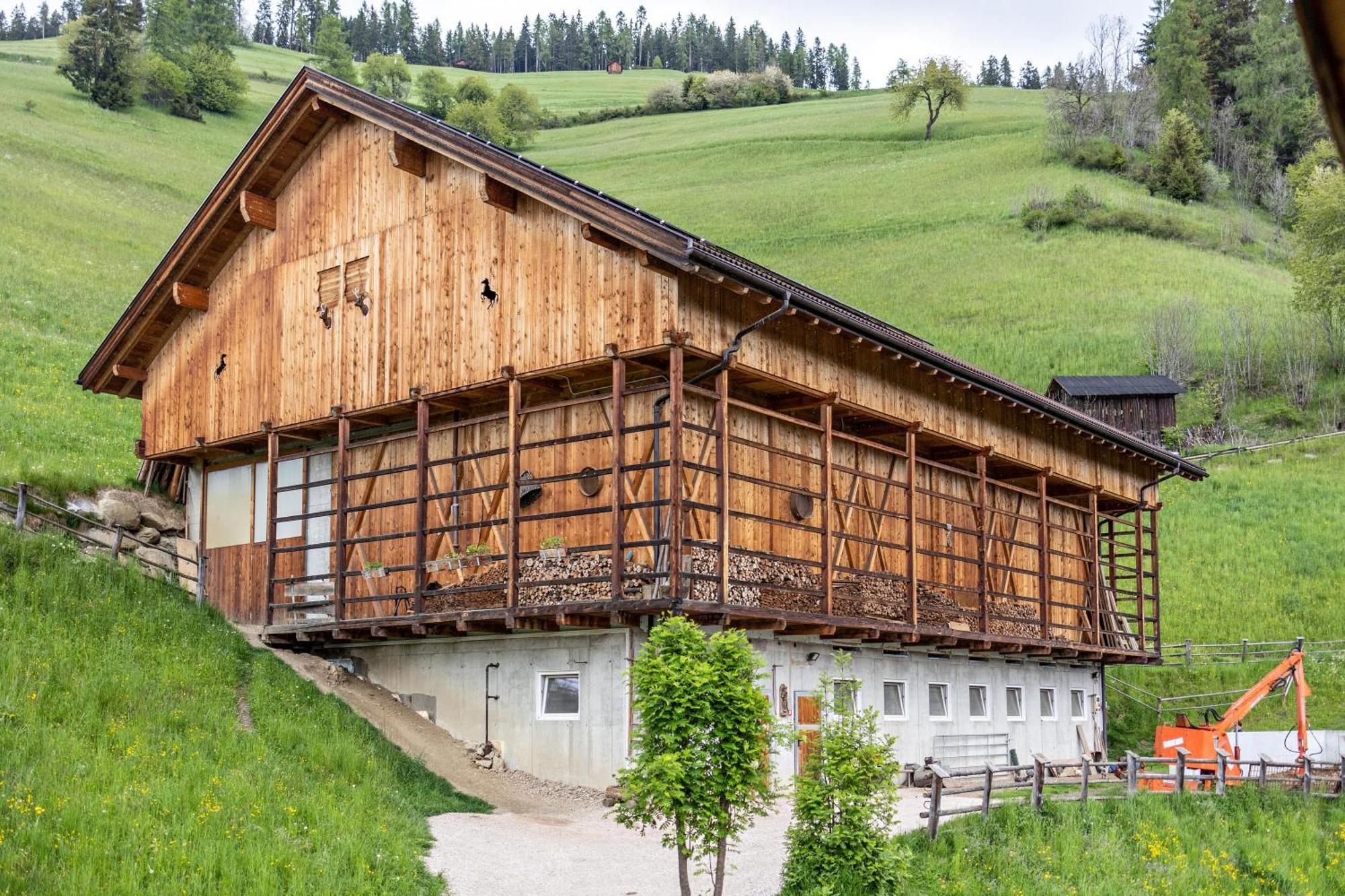 Bolser App Plan De Corones San Vigilio Di Marebbe Room photo